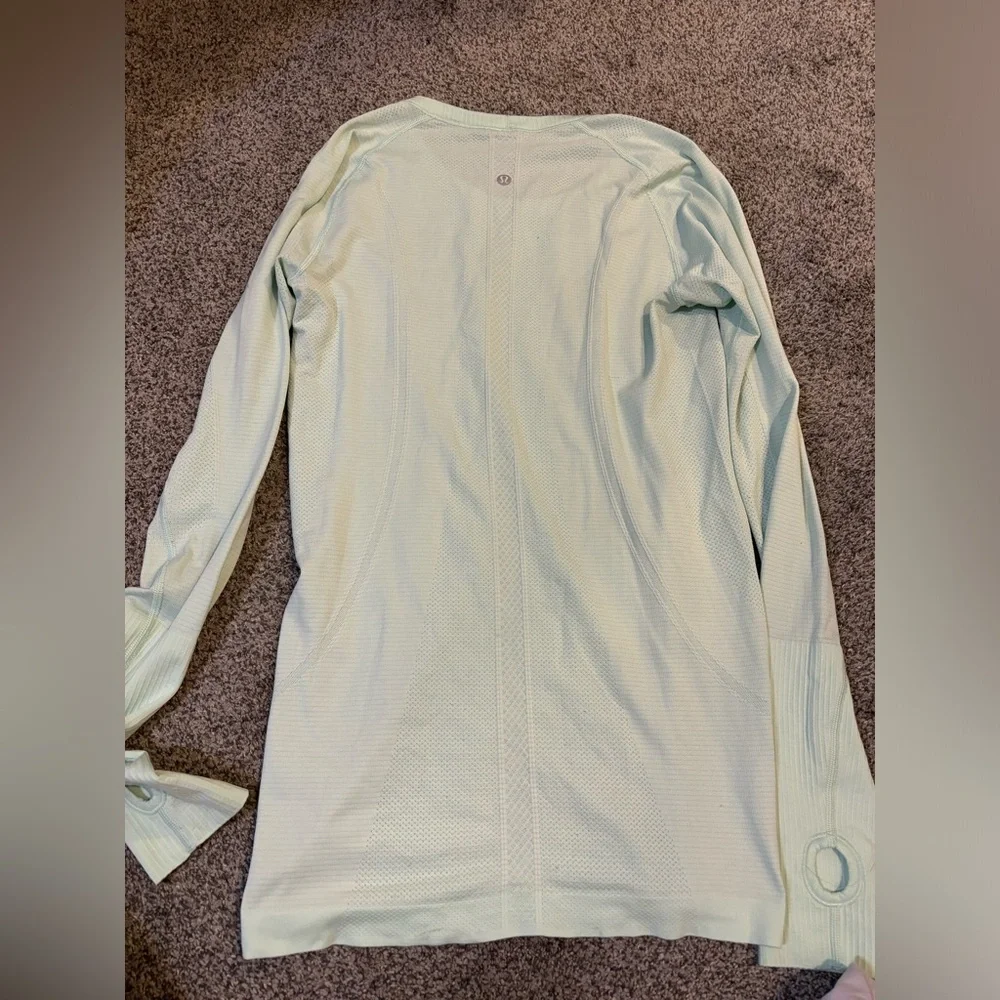 Lululemon Swiftly Tech Long Sleeve
